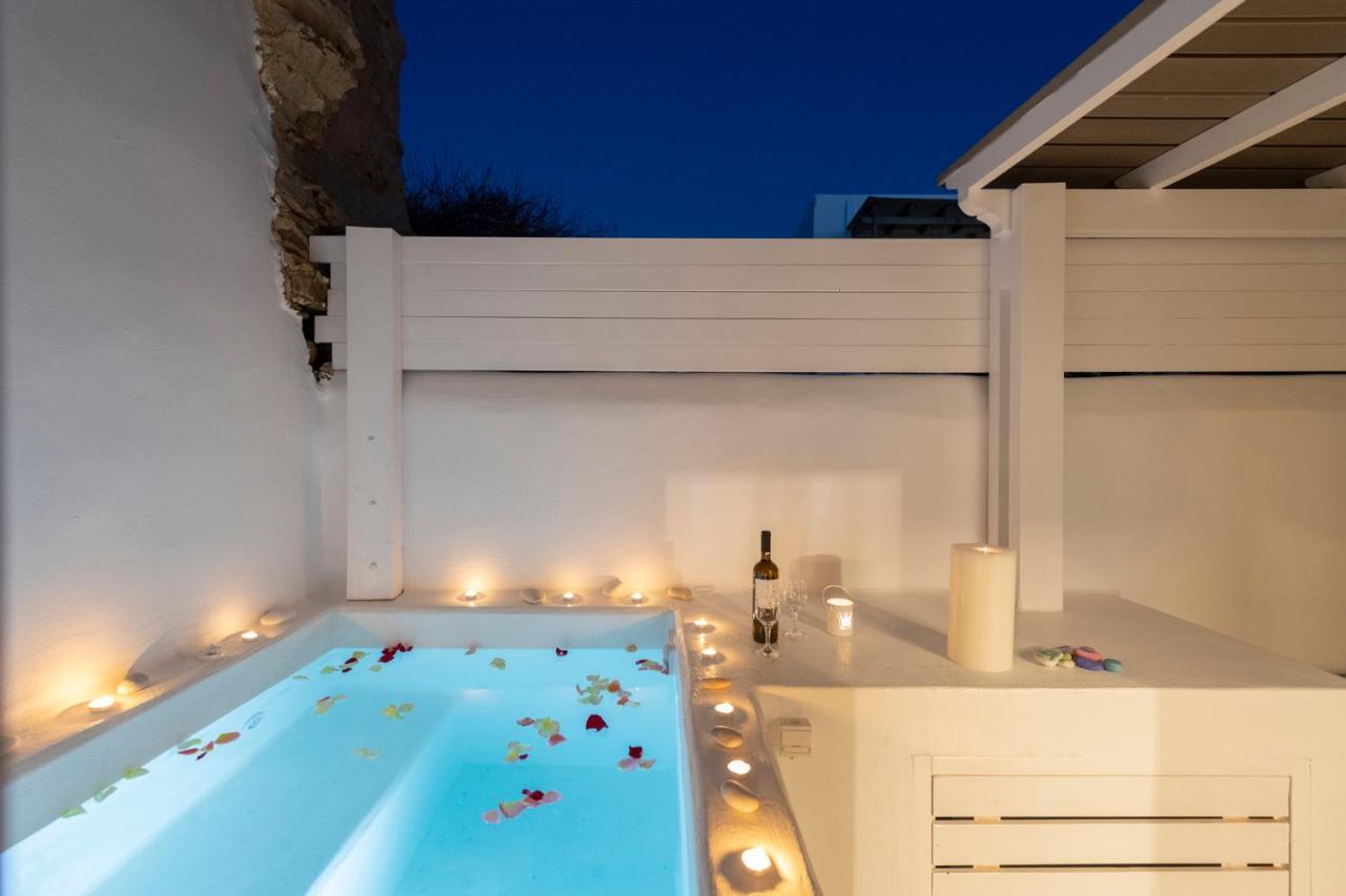 In Heart House - Naousa, Paros *