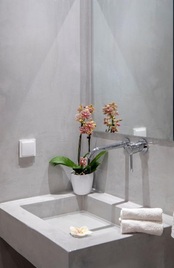 In Heart House - Naousa, Paros