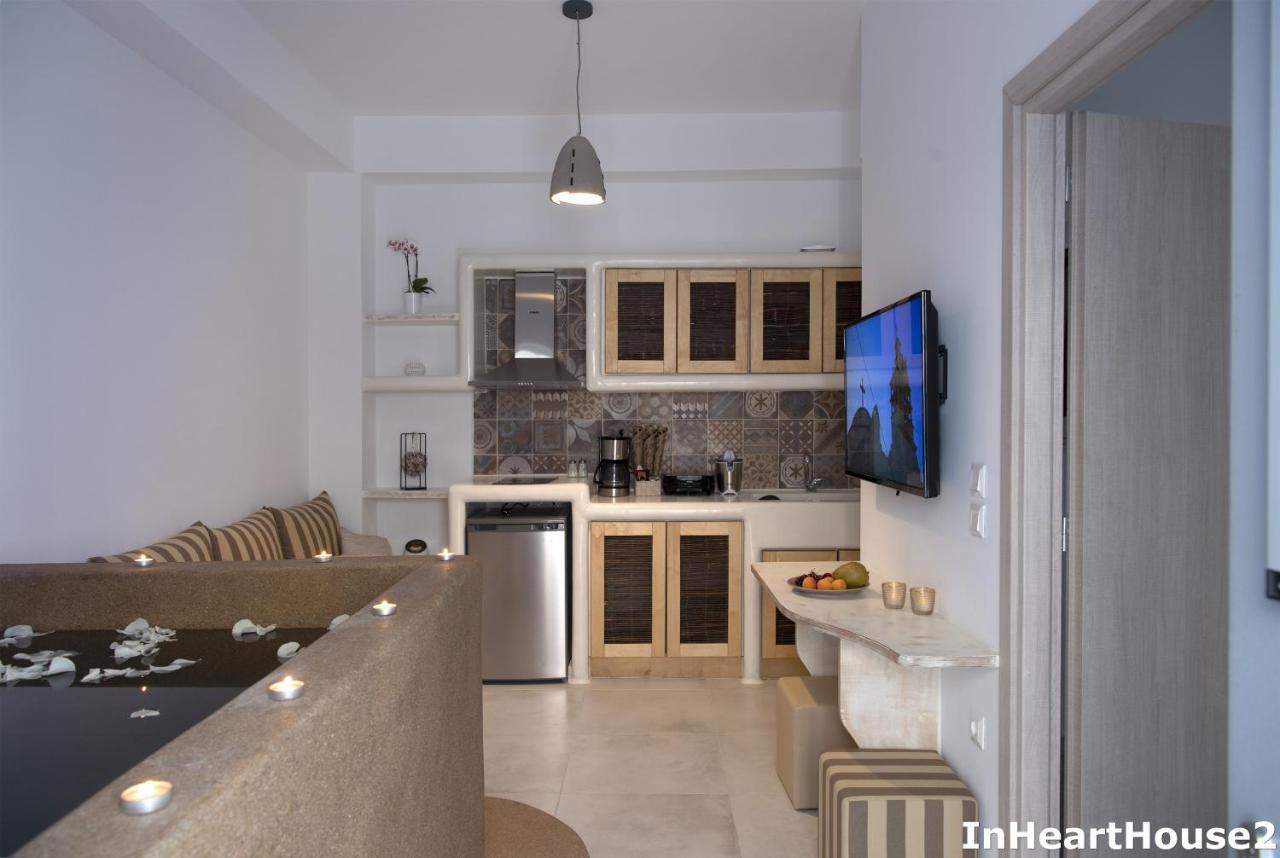 In Heart House - Naousa, Paros